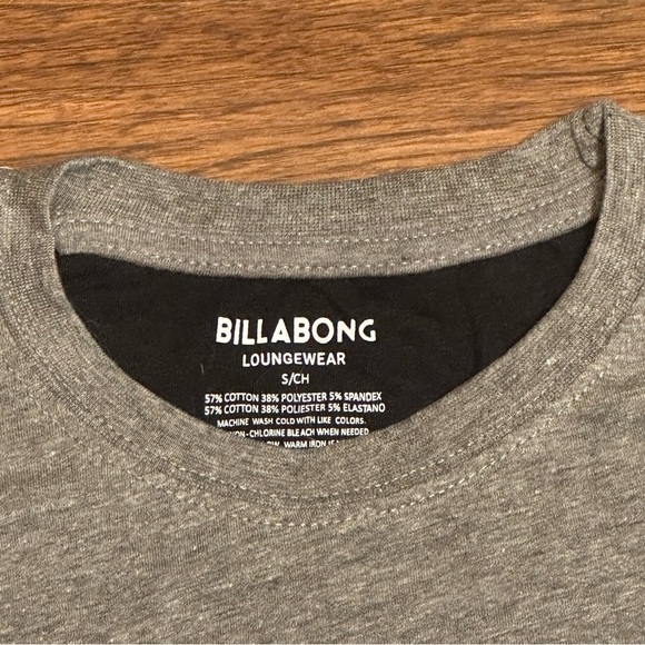 Billabong Loungewear Men’s Small Gray Short Sleeve Wave Graphic T-Shirt New - Picture 3 of 5